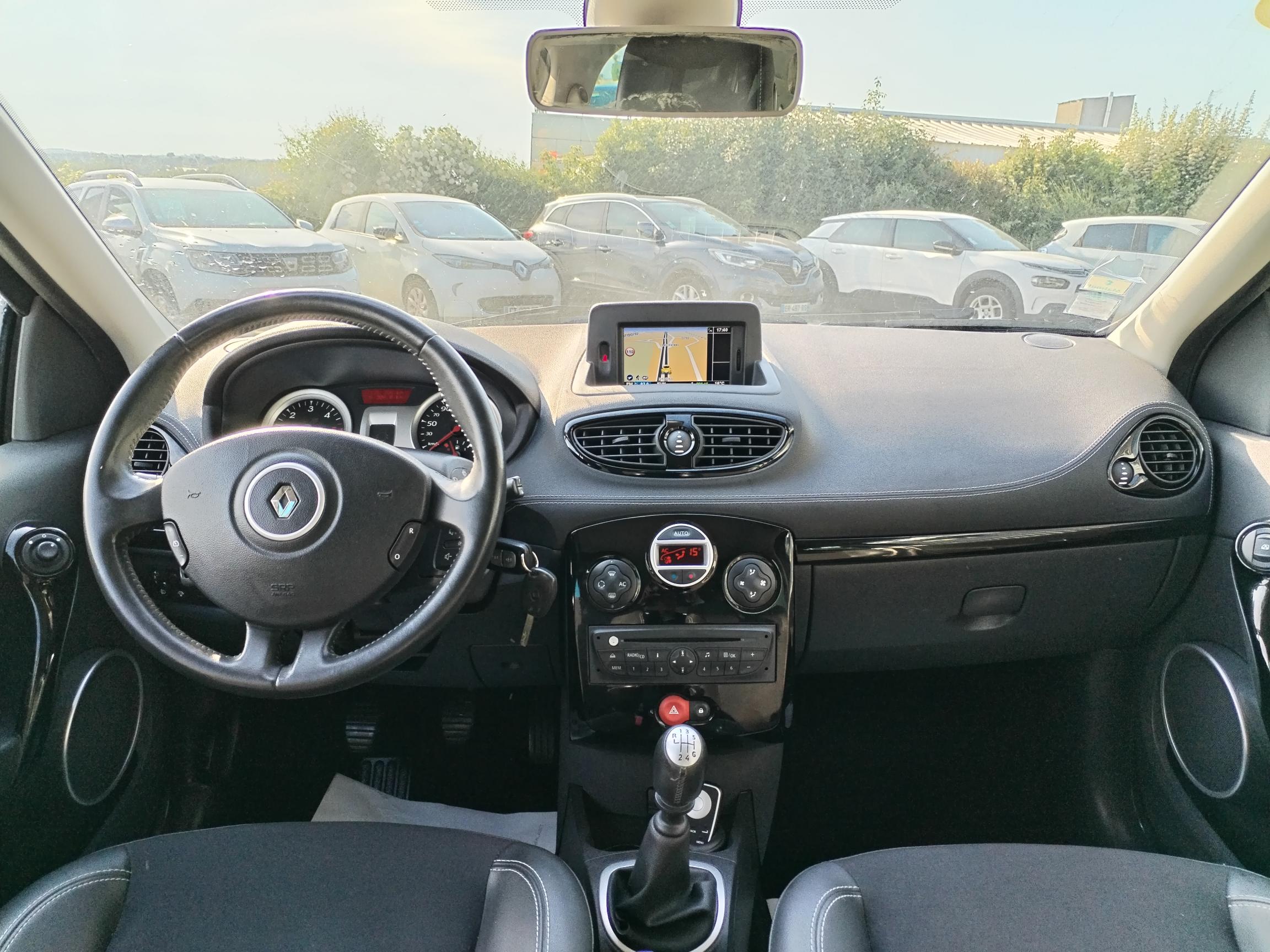 RENAULT  CLIO III ESTATE